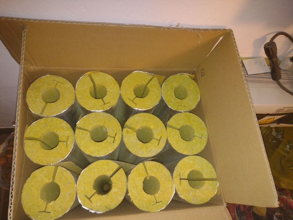 Izolacja otulina 35/30 mm na rury,łupki,szale