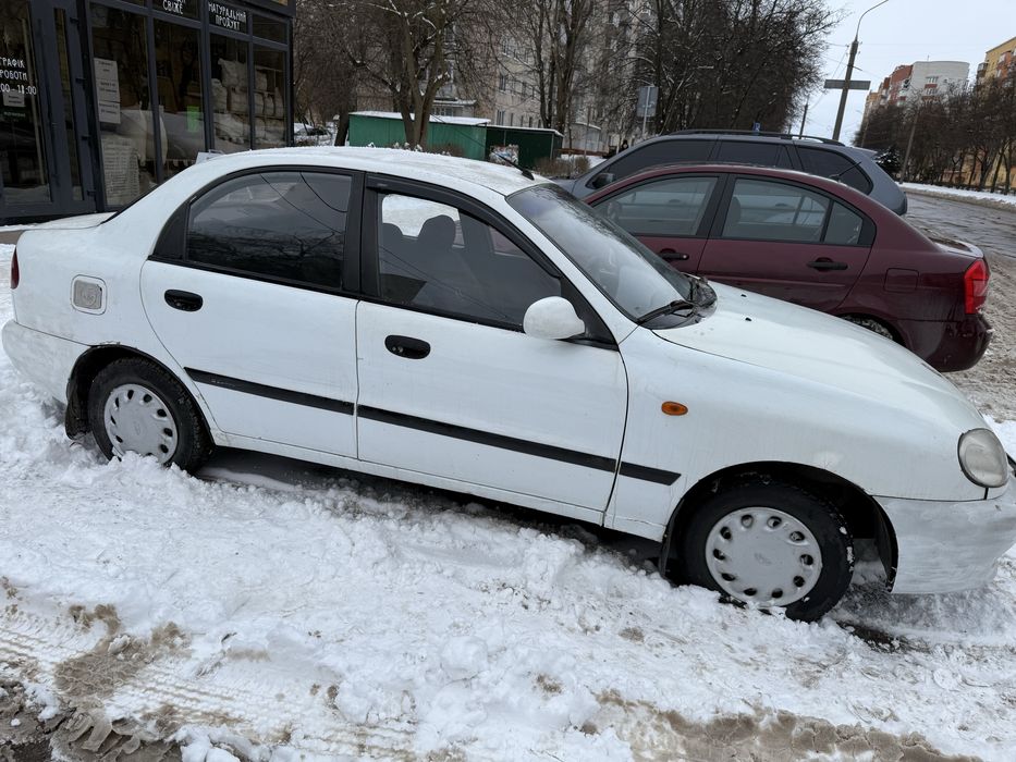 Део Ланос 1.5.