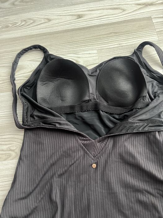 Купальник суцільний