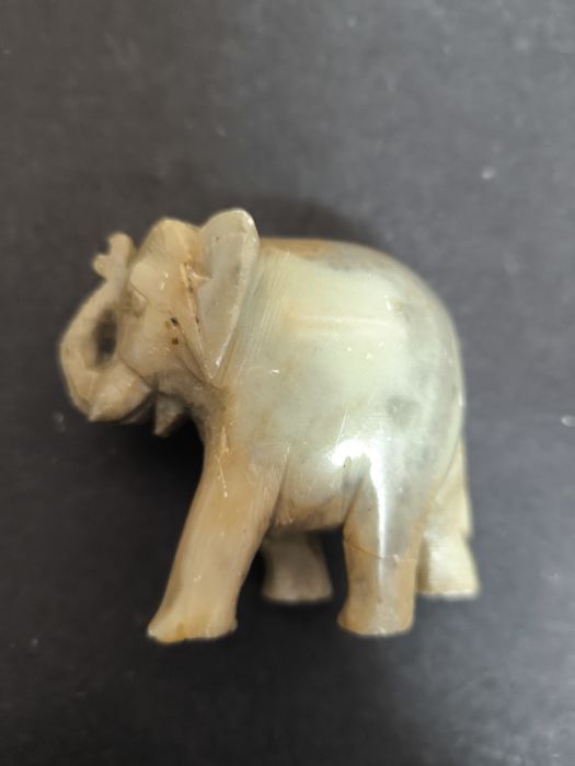 Elefante de Pedra Decorativo
Linda peça decorativa em formato de elefa