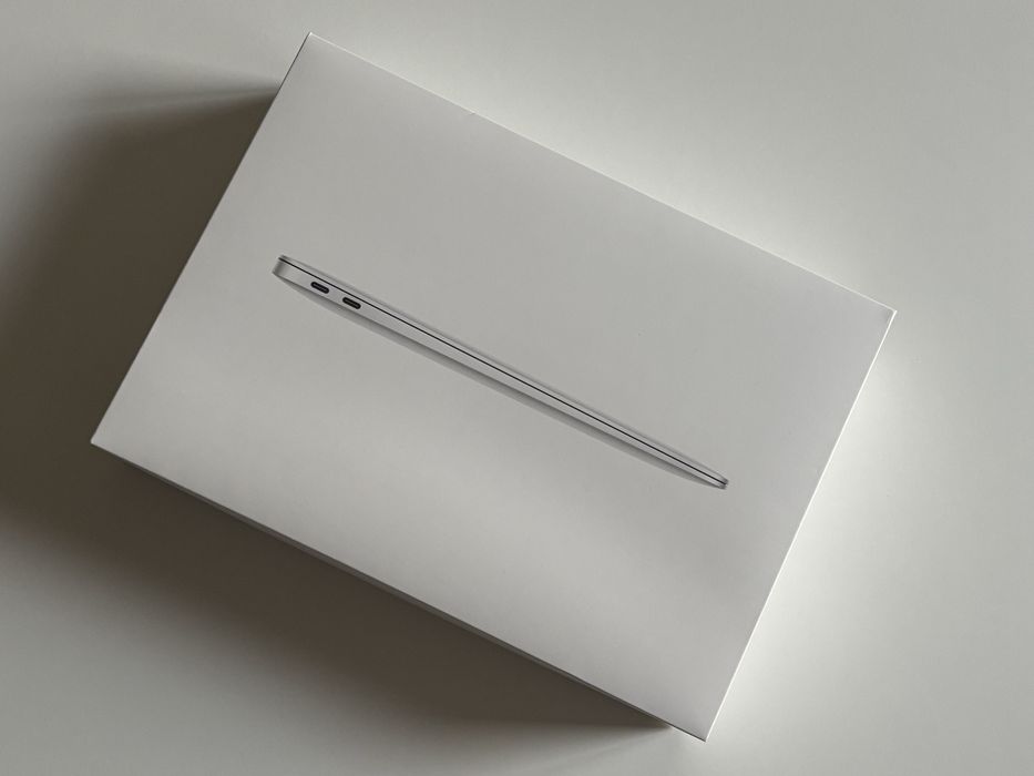 MacBook Air M1 M2 M4 16GB RAM 256GB