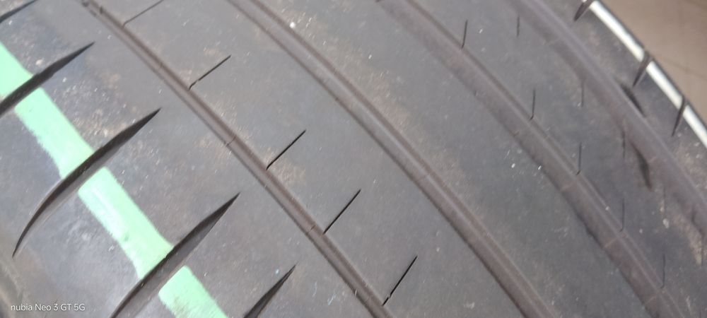 Pneus 315/40/21 Michelin semi novos