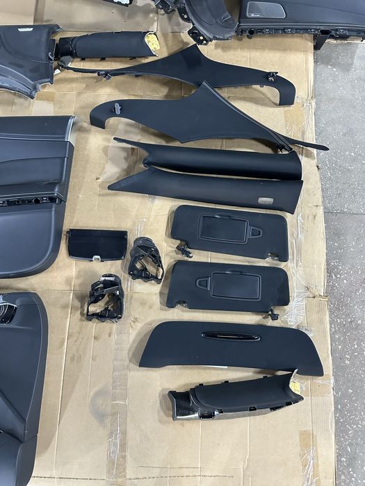 Mercedes S Class Coupe С217 сидіння панель карти потолок підлокотнік