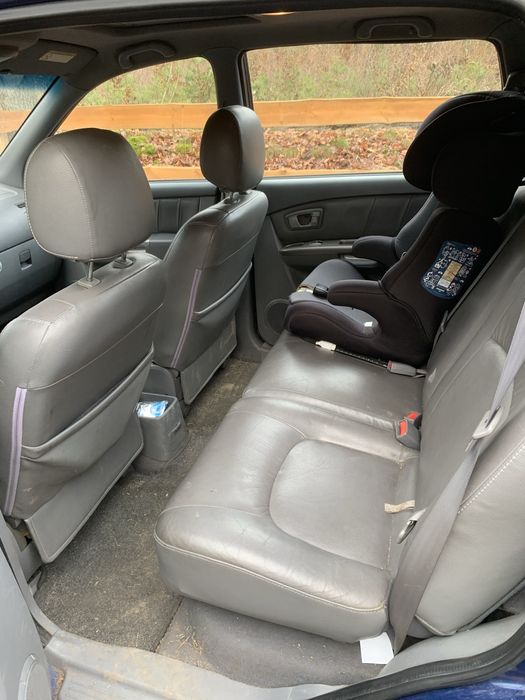Kia carens 2.0crdi