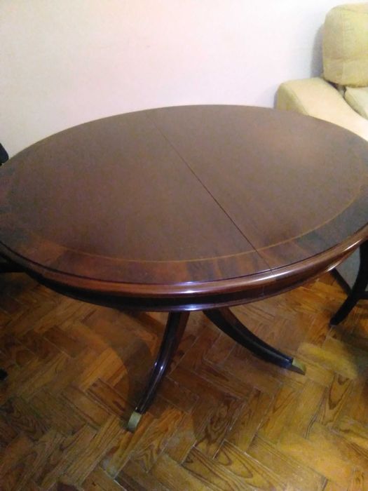Mesa + 6 cadeiras