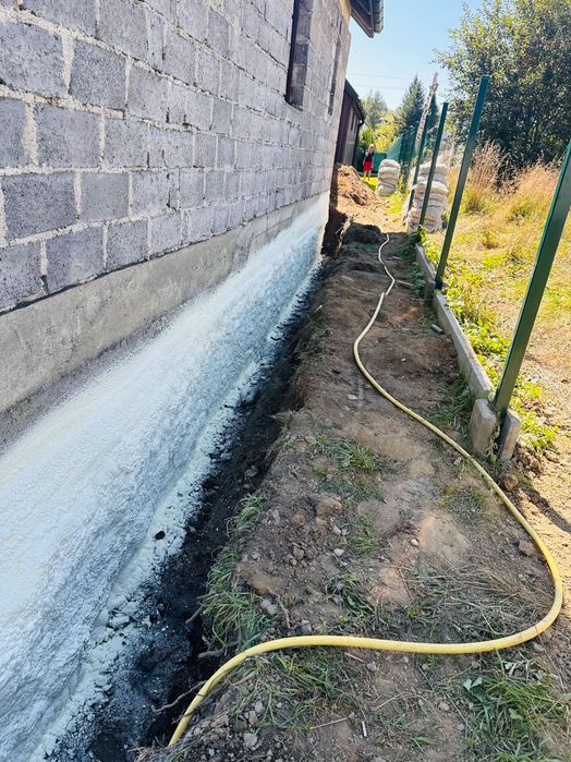 Pan Pianka - Profesjonalne Ocieplenie Poddasza Pianą PUR , posadzki