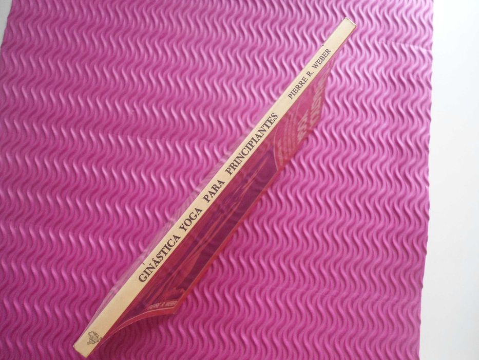 Ginástica Yoga para principiantes de Pierre R. Weber