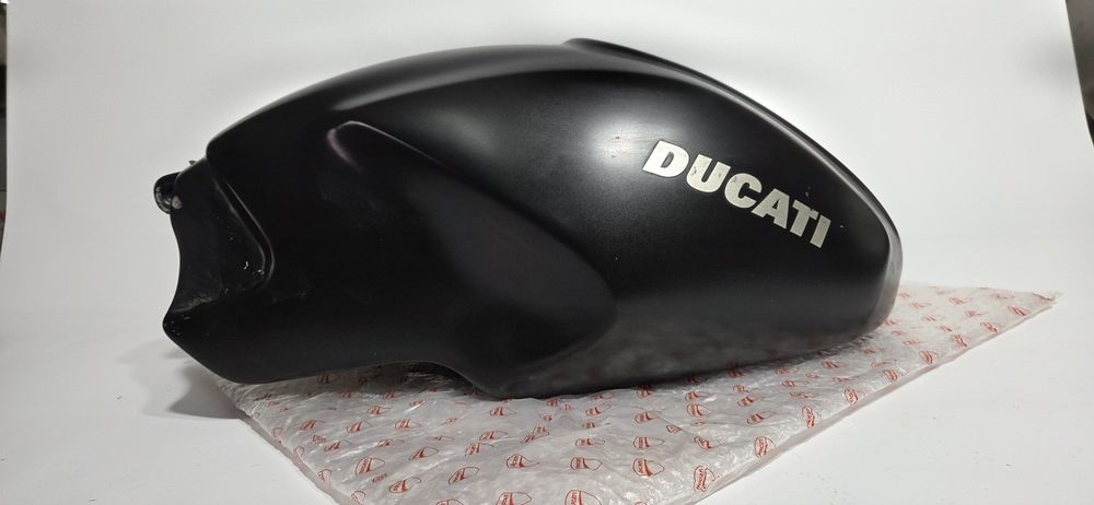 Ducati Monster 620 i.e S2R zbiornik paliwa Monster