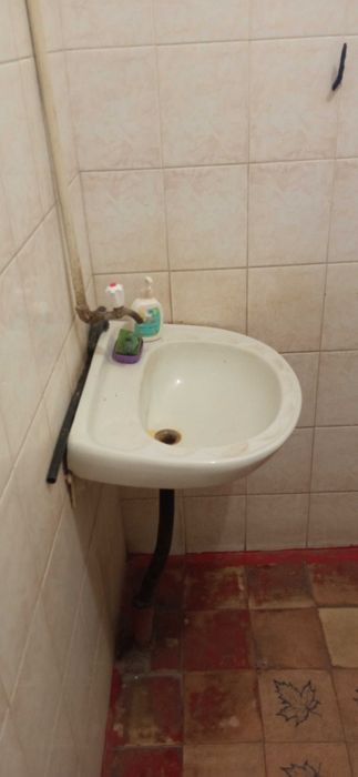 Оренда Укртелеком! 1500,7 м²; смт. Ставище, вул. Цимбала Сергія, 42