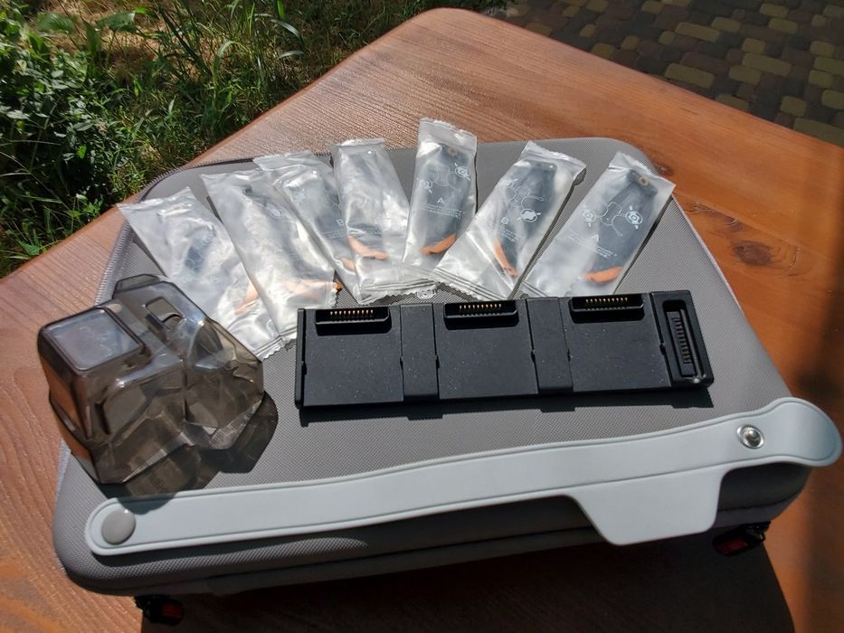 DJI mavic 2s, fly more combo