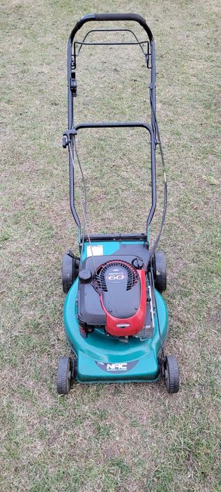 Kosiarka spalinowa NAC  silnik 6 KM Briggs&stratton  quantum I/C 60