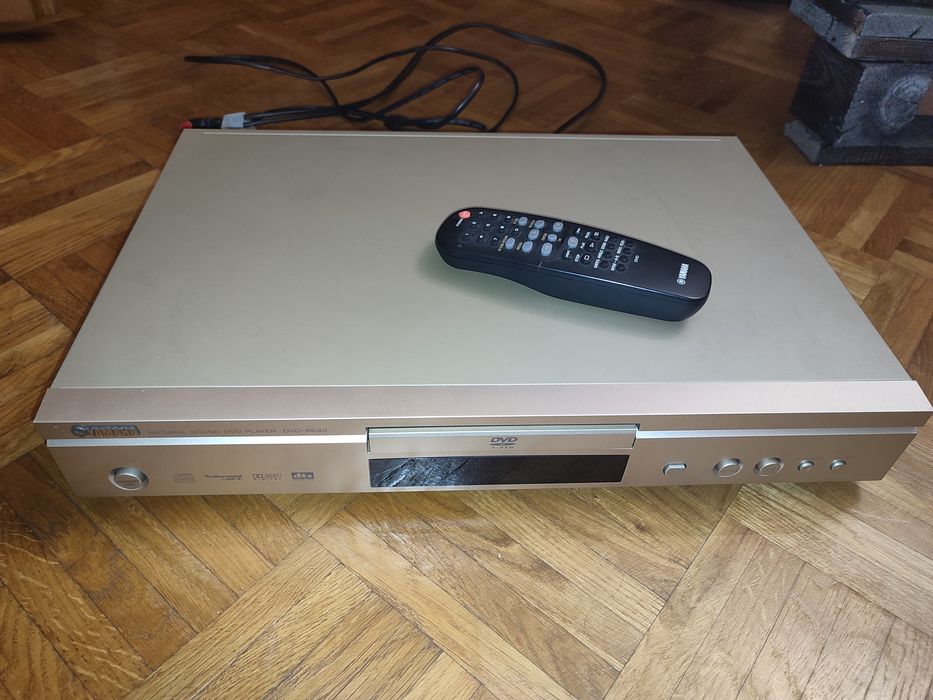 Odtwarzacz Yamaha DVD-S540