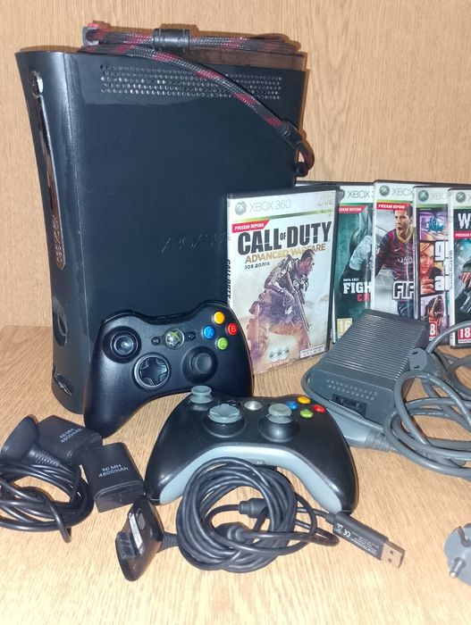 Продам консоль Xbox 360