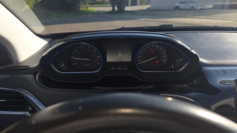 Peugeot 2008 allure 91.000km