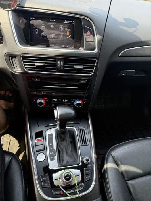 Audi Q5 Premium Plus  gen3  шикарна пропозиція