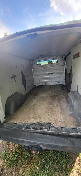 Renault trafic 2.0 dci l2h1 blaszak