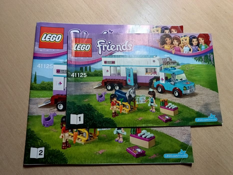 LEGO Friends 41125 Przyczepa lecznicza dla koni
