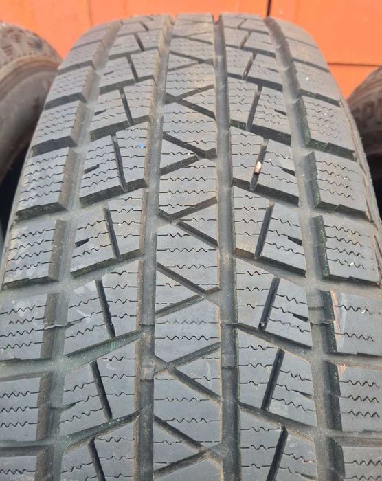 Колеса , шини, резина  225/65 R17