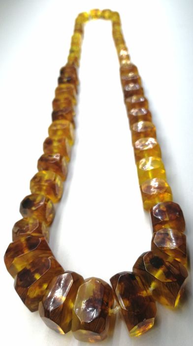 Naszyjnik z Bursztynów. PRL