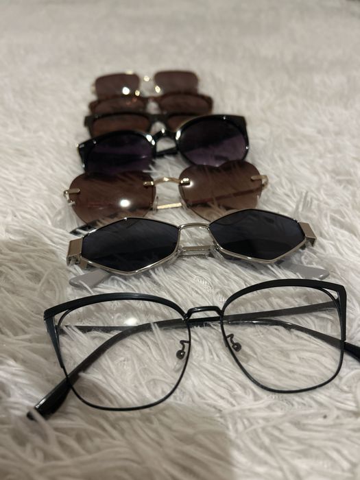 Очки солнцезащитные