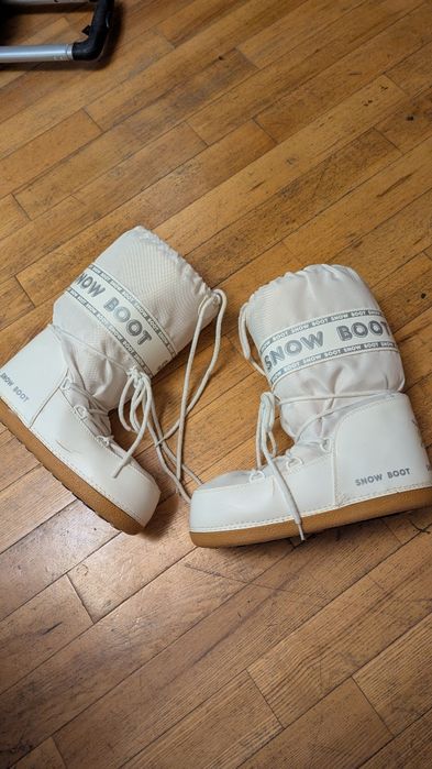 Snow boot moonboot