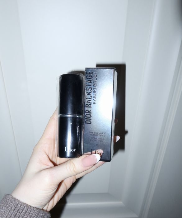 Пензлик кабукі dior backstage kabuki brush №17