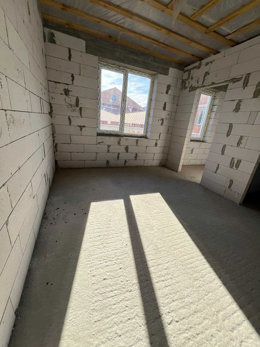 Таунхаус у Ворзелі — 105 м², 4 окремі кімнати, готовий до оздоблення