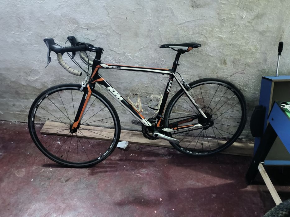 Bicicleta KTM Strada
