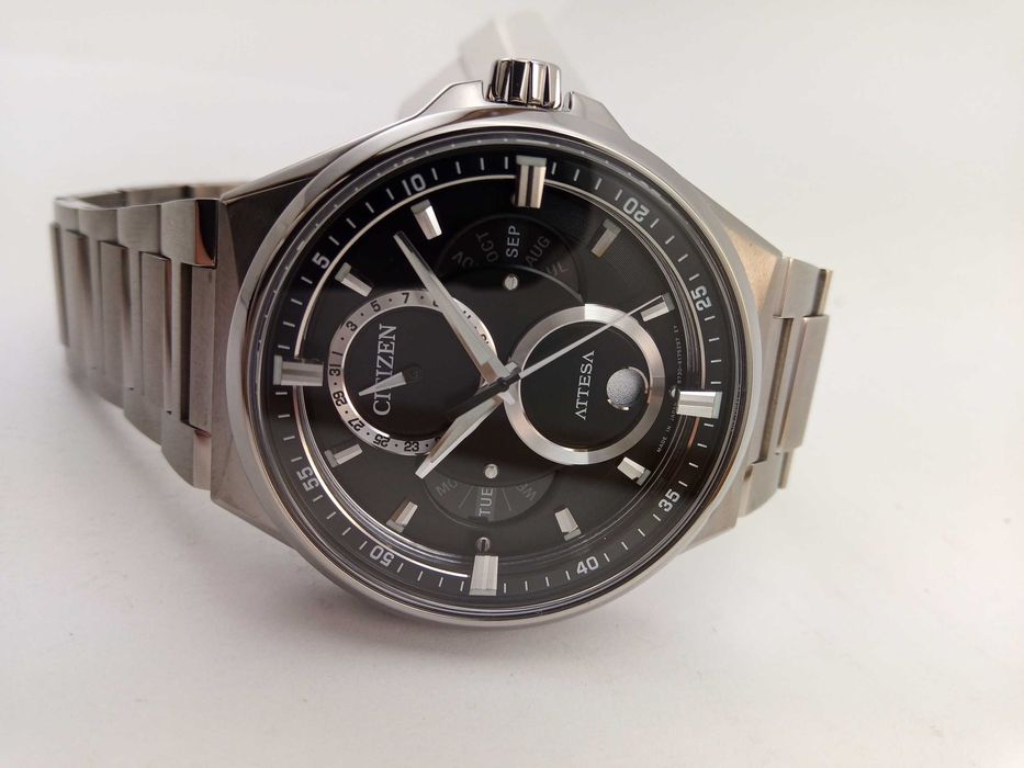 Титановые часы лунник Citizen Eco-Drive BU0060-68E, сапфир, Japan Made