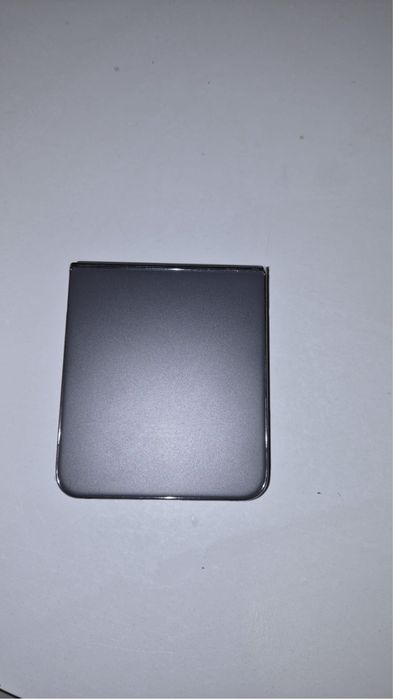Samsung Galaxz Flip 4 256 gigas