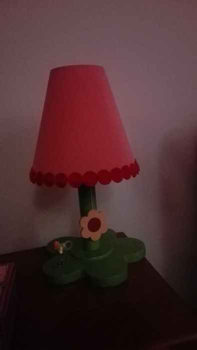 Candeeiro quarto criança