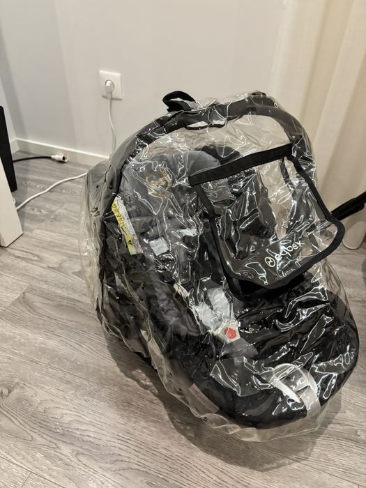 Conjunto Cybex Balios M + Ovo Cloud Q + Base Isofix + Acessórios