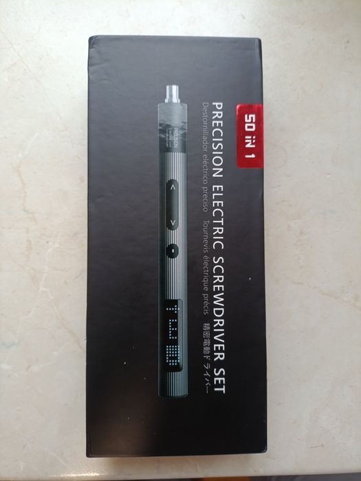 Электрическая отверстка с магнитными битами