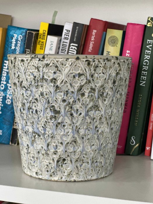 Doniczka ceramiczna, osłonka, kwiaty rośliny – średnica 15cm