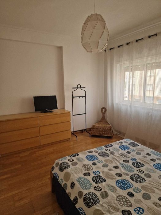 Apartamento T2 mobilado Santa Marta do Pinhal - Corroios