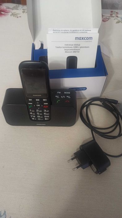 telefon   maxcom     MM740    prawie nowy