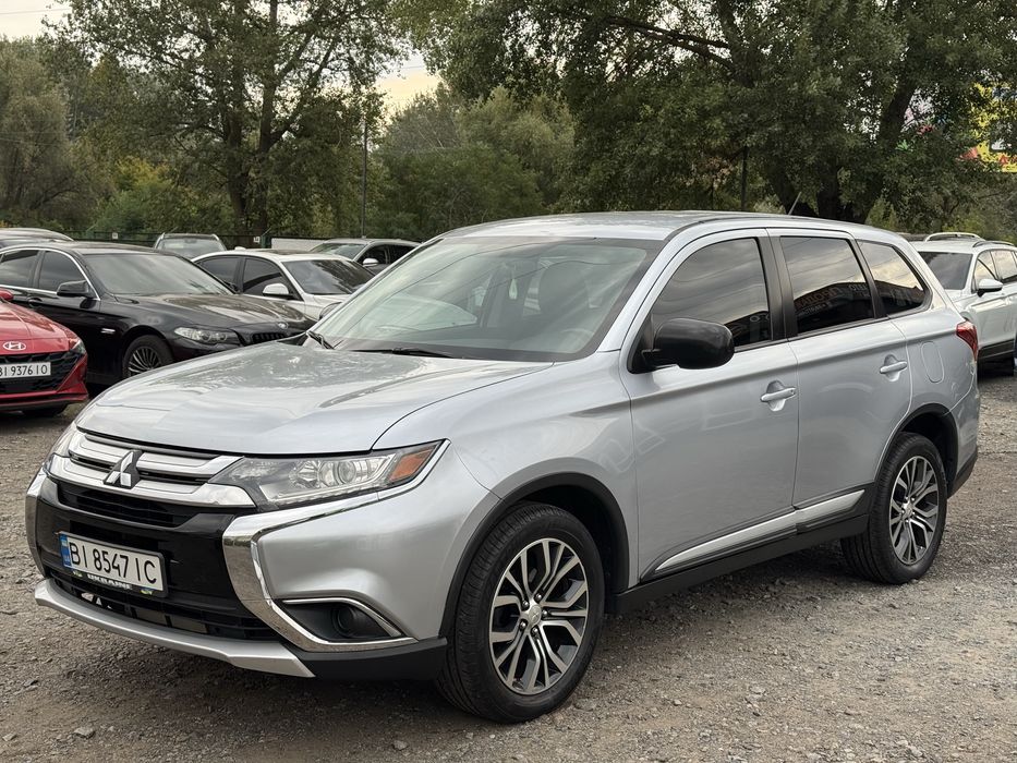 Продам Mitsubishi Outlander 7 місць