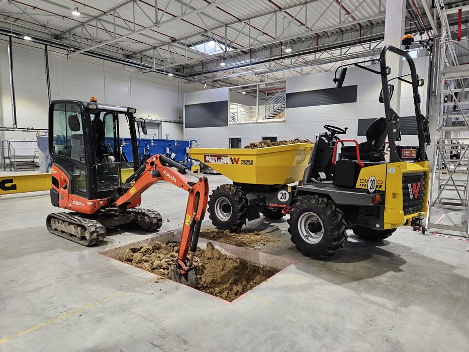 MINIKOPARKA młot uslugi Wrocław wynajem Minikoparki ładowarka bobcat