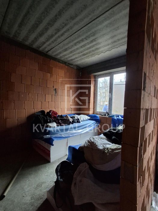 Продаж таунхауса з наповненням, центр комунікації, газ