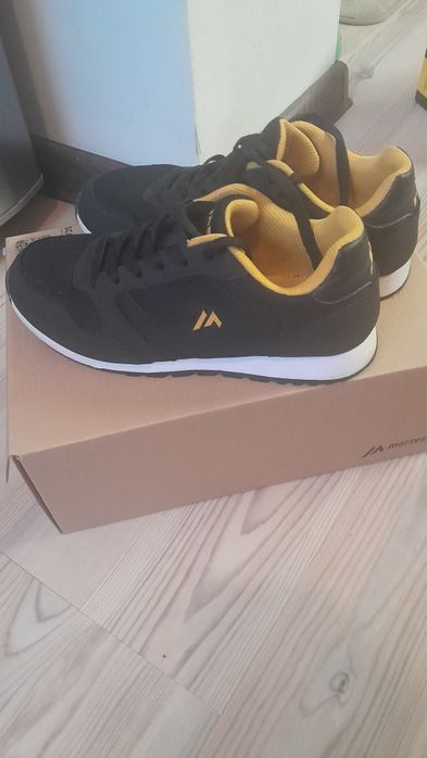 Buty sportowe rozm.36