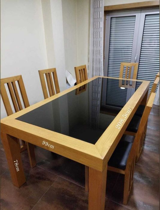 Mesa de Jantar em Castanho e Vidro Preto