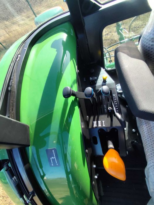 Трактори John Deere 6110В