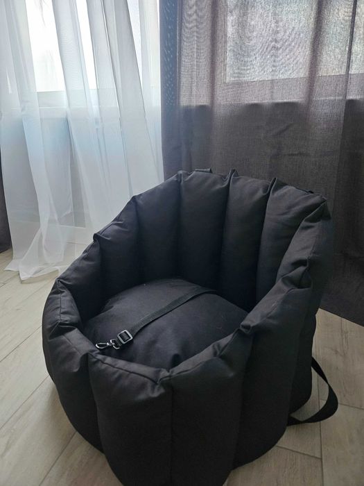 Авто-крісло для собаки