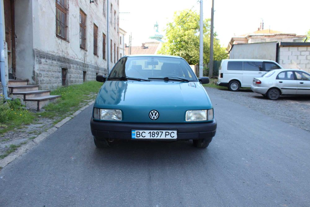 Volkswagen Passat 1993