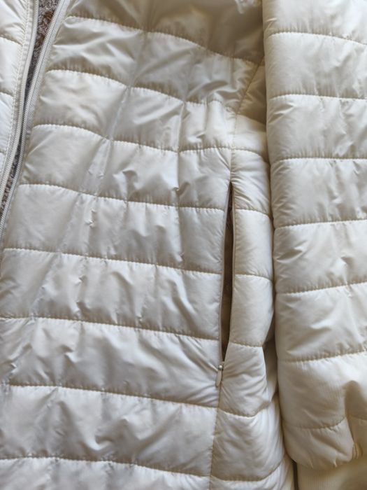 Продам новую утеплённую курточку разм 48-50!