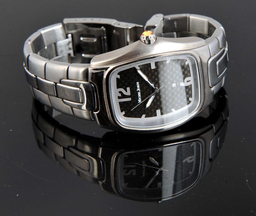 Fantástico Relógio Suíço Michel Jordi