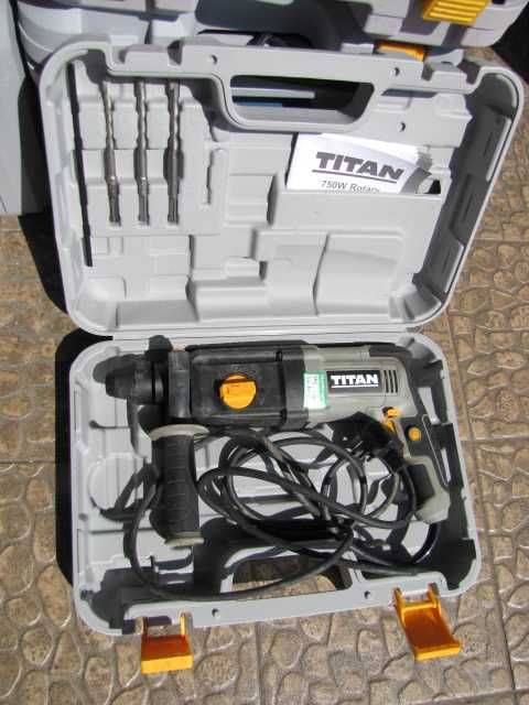 Titan TTB872SDS Elektryczna młotowiertarka wiertarka SDSPLUS