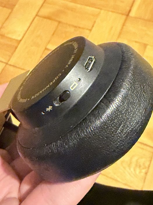 Słuchawki Jabra Move Wireless czarno-złote nauszne bezprzewodowe