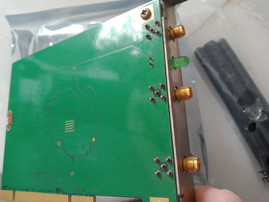 D-Link RangeBooster N 650 Desktop Adapter64550298322178122