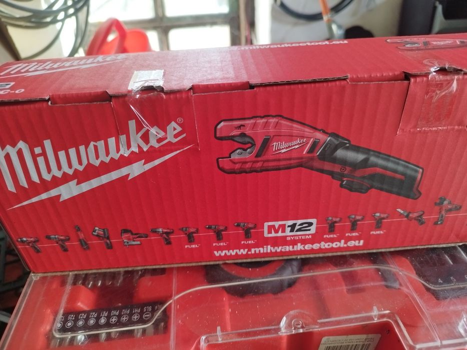 Milwaukee obcinak do rur